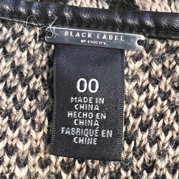 Chico’s Leopard Print Sweater - Picture 6 of 7